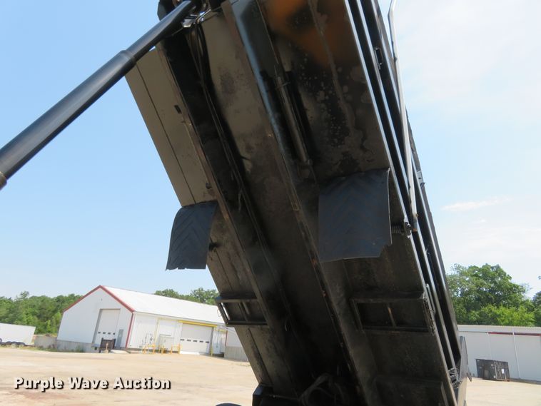image for item FP9299 2009 International 7400 WorkStar  dump truck