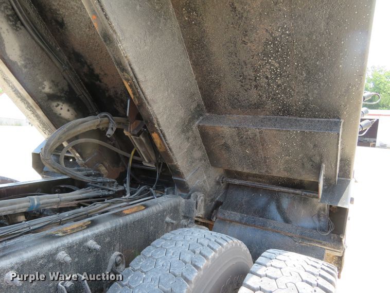 image for item FP9299 2009 International 7400 WorkStar  dump truck