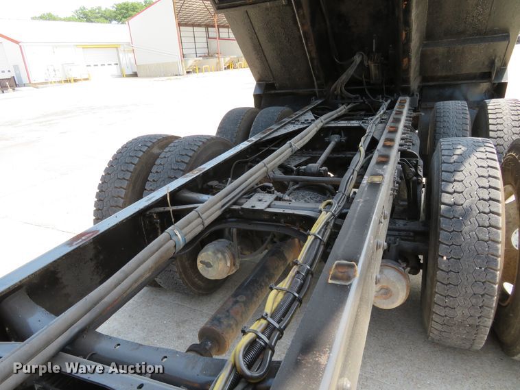 image for item FP9299 2009 International 7400 WorkStar  dump truck