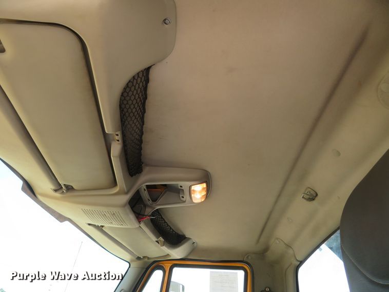 image for item FP9299 2009 International 7400 WorkStar  dump truck