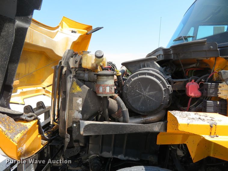 image for item FP9299 2009 International 7400 WorkStar  dump truck