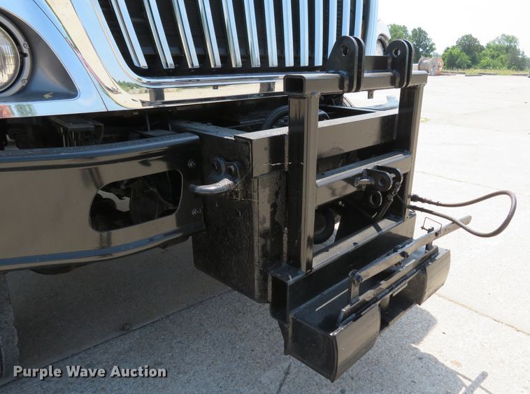 image for item FP9299 2009 International 7400 WorkStar  dump truck