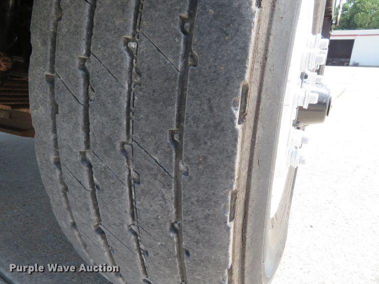 image for item FP9299 2009 International 7400 WorkStar  dump truck