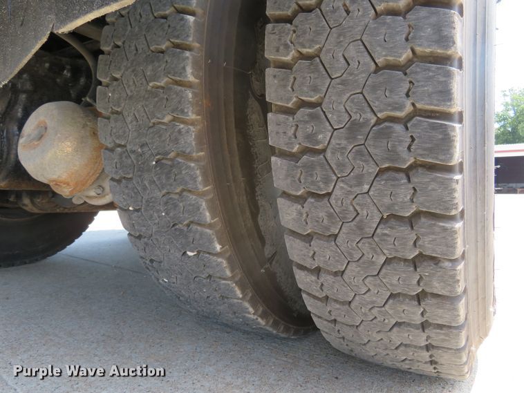 image for item FP9299 2009 International 7400 WorkStar  dump truck