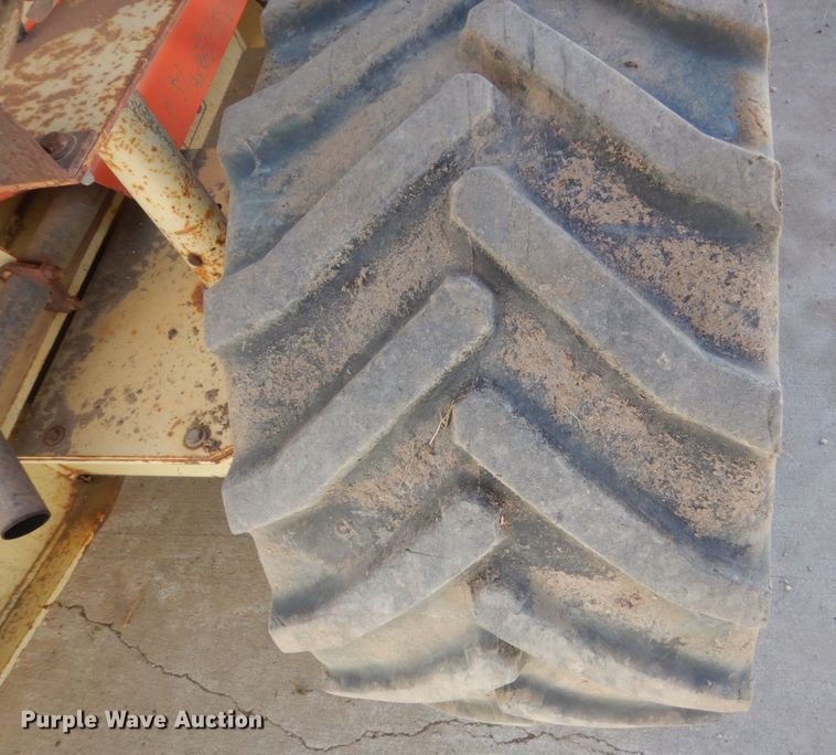 image for item HI9834 2001 JLG 33RTS  scissor lift