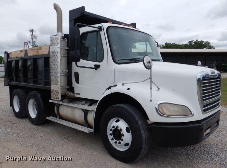 image for item HL9490 2010 Freightliner Business Class M2  dump truck