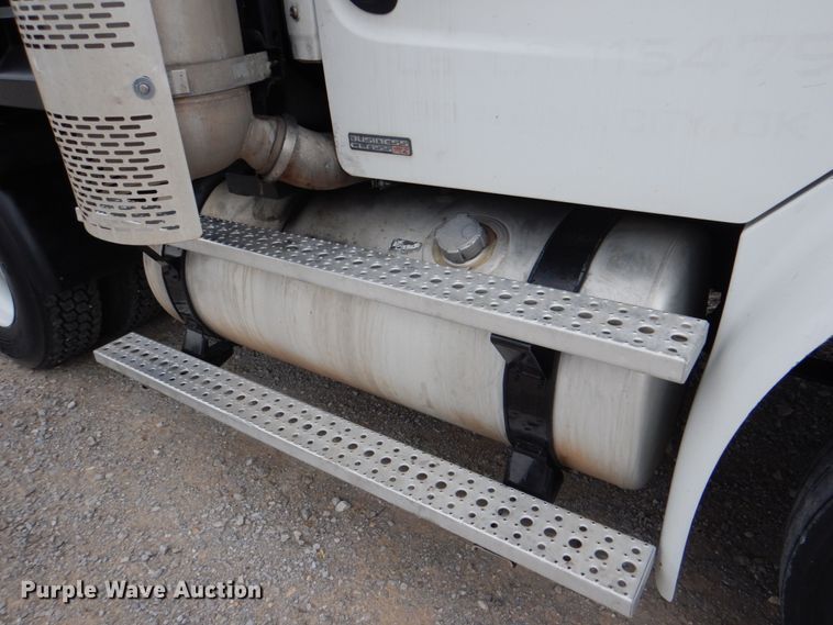 image for item HL9490 2010 Freightliner Business Class M2  dump truck