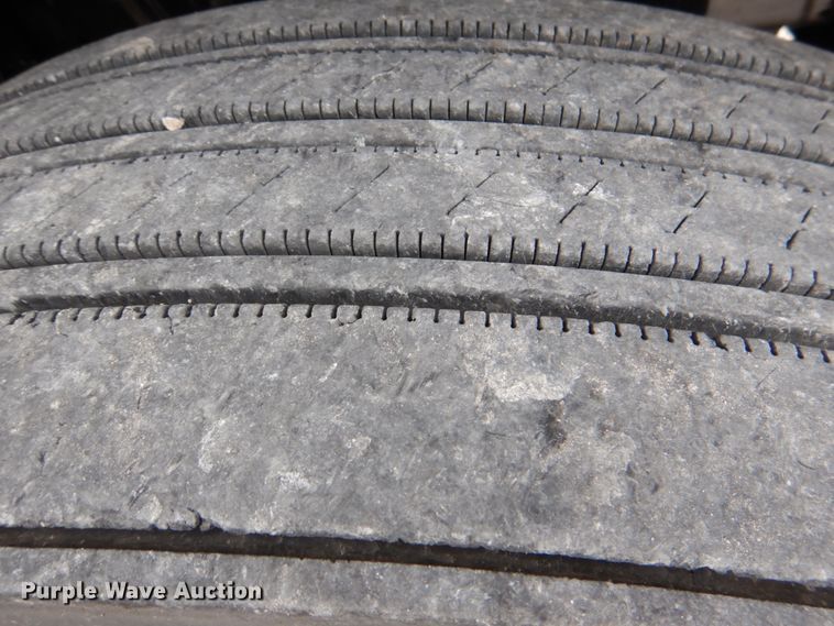 image for item HL9490 2010 Freightliner Business Class M2  dump truck