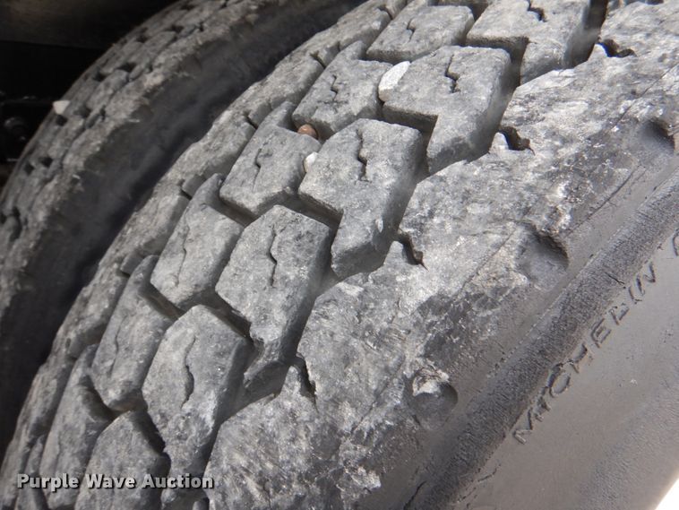 image for item HL9490 2010 Freightliner Business Class M2  dump truck