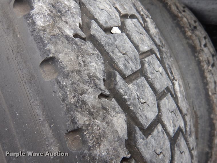 image for item HL9490 2010 Freightliner Business Class M2  dump truck