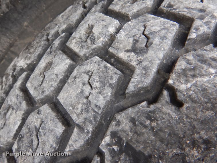 image for item HL9490 2010 Freightliner Business Class M2  dump truck