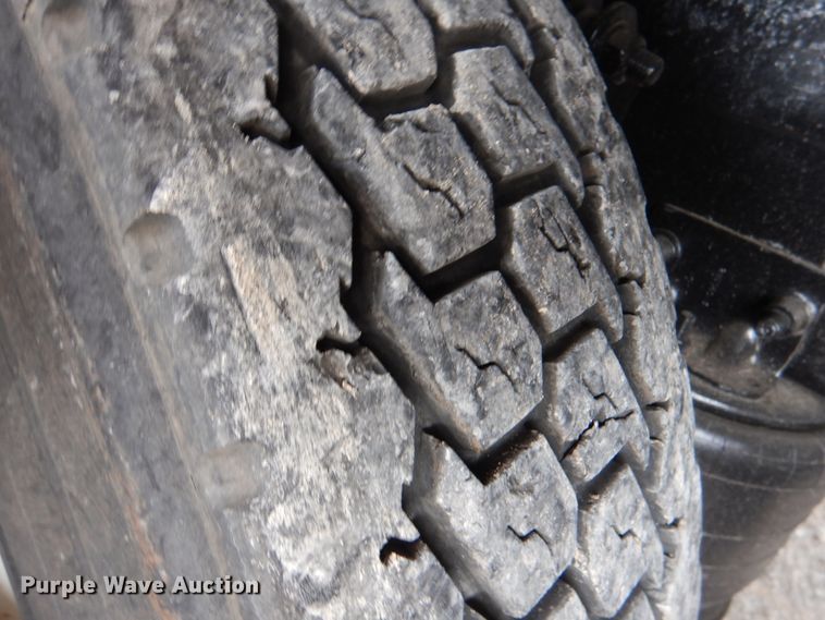 image for item HL9490 2010 Freightliner Business Class M2  dump truck