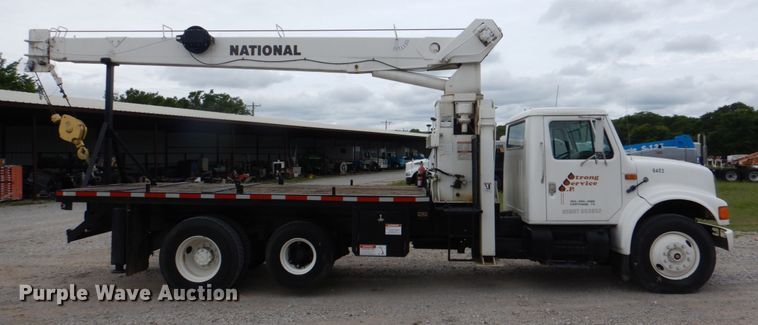 image for item HL9491 1995 International 4700  crane truck