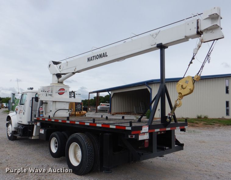 image for item HL9491 1995 International 4700  crane truck