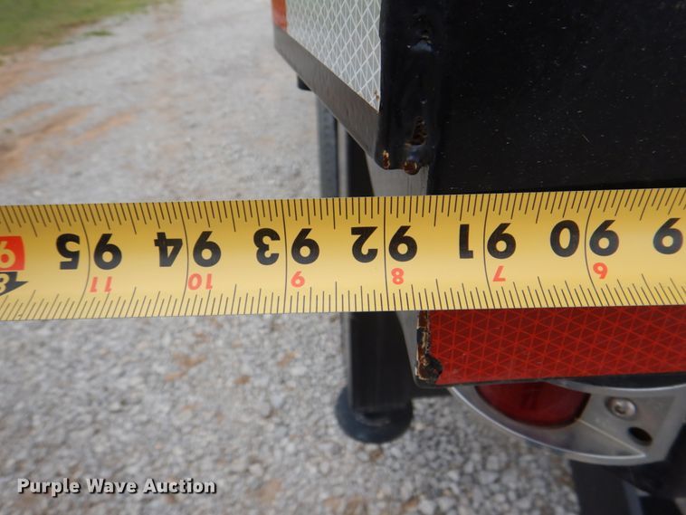 image for item HL9491 1995 International 4700  crane truck