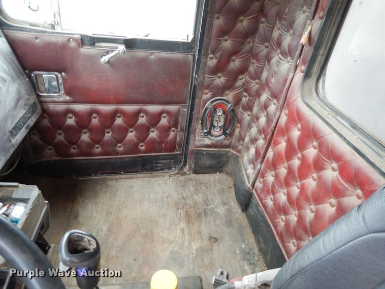 image for item HO9494 1987 Kenworth W900  dump truck