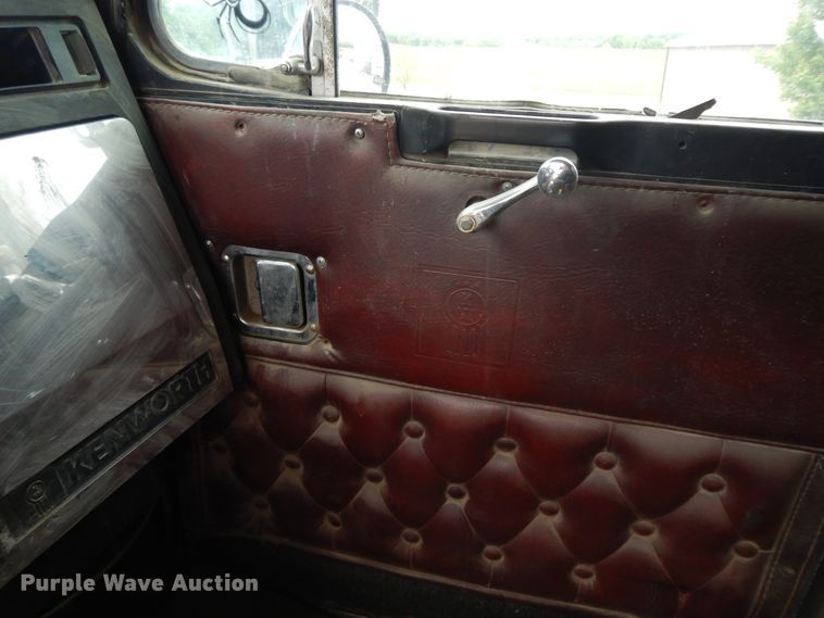 image for item HO9494 1987 Kenworth W900  dump truck