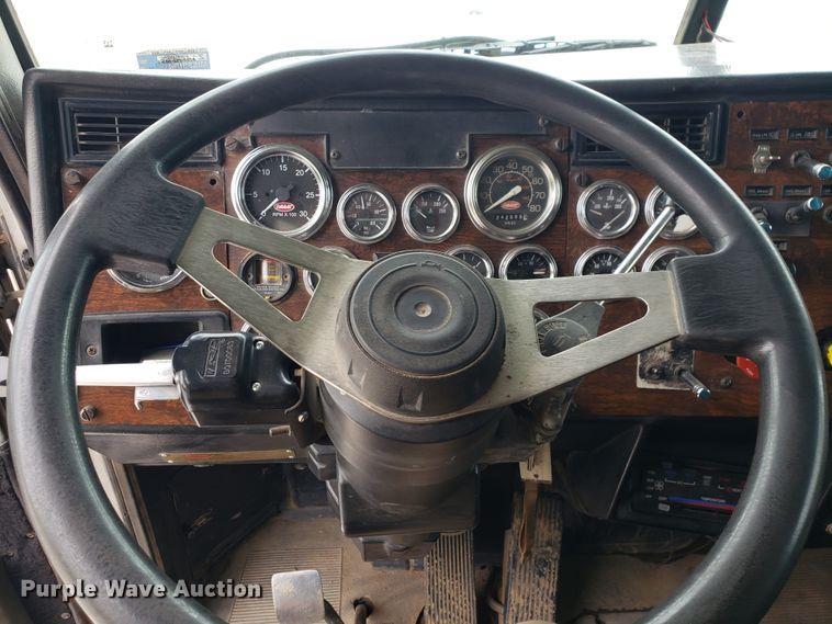 image for item HP9512 1994 Peterbilt 377  dump truck