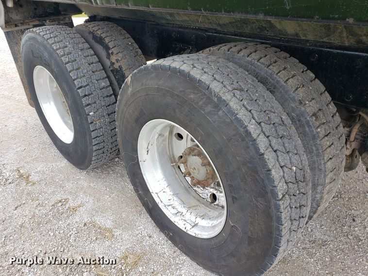 image for item HP9512 1994 Peterbilt 377  dump truck