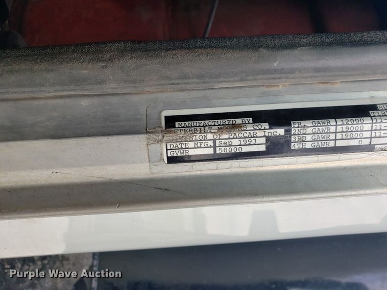 image for item HP9512 1994 Peterbilt 377  dump truck