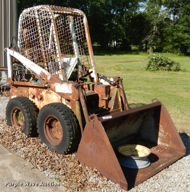 image for item HP9548 1963 Bobcat 600  skid steer loader