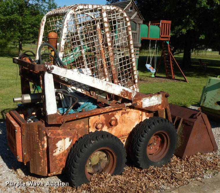 image for item HP9548 1963 Bobcat 600  skid steer loader
