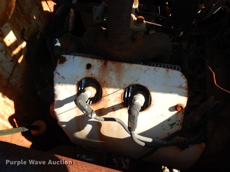 image for item HP9548 1963 Bobcat 600  skid steer loader