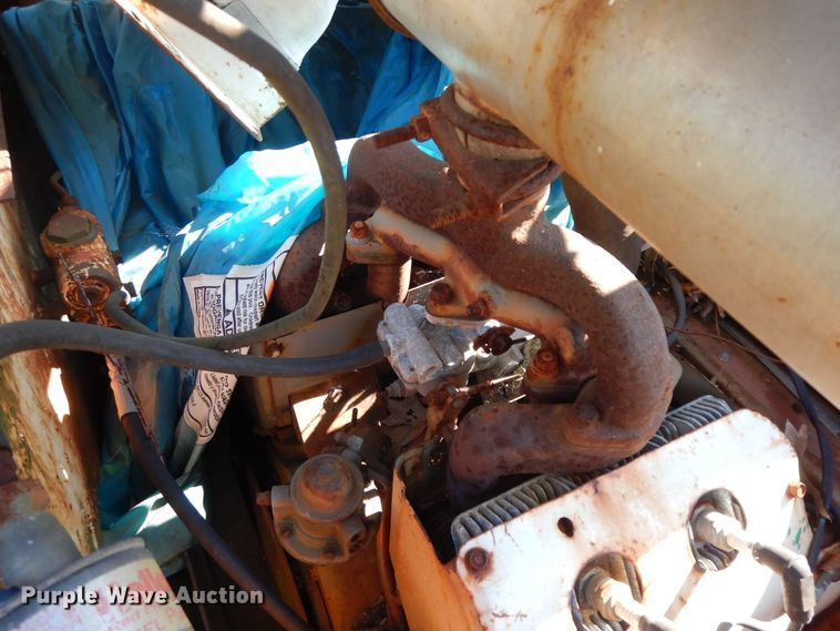 image for item HP9548 1963 Bobcat 600  skid steer loader