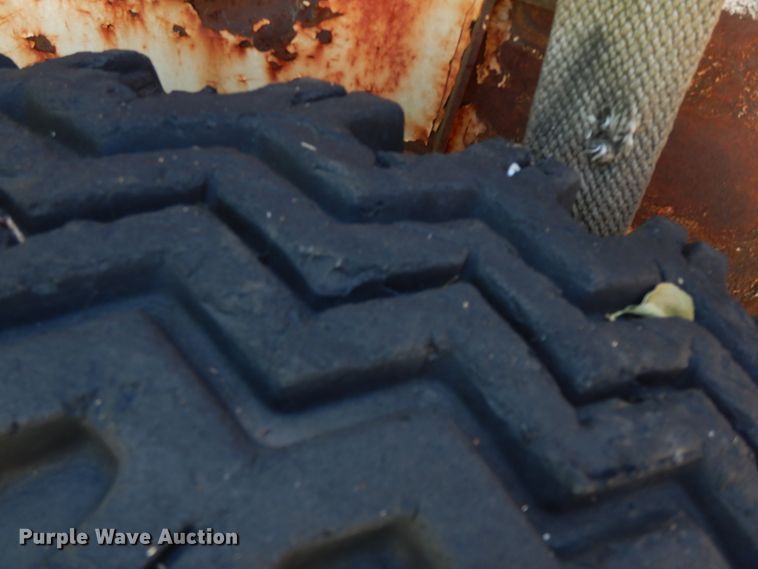 image for item HP9548 1963 Bobcat 600  skid steer loader