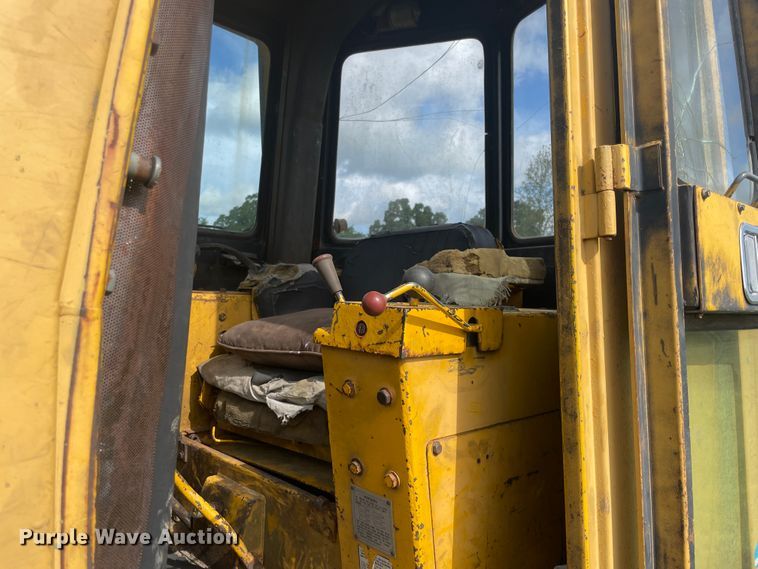 image for item HP9549 1975 Dresser TD20E  dozer