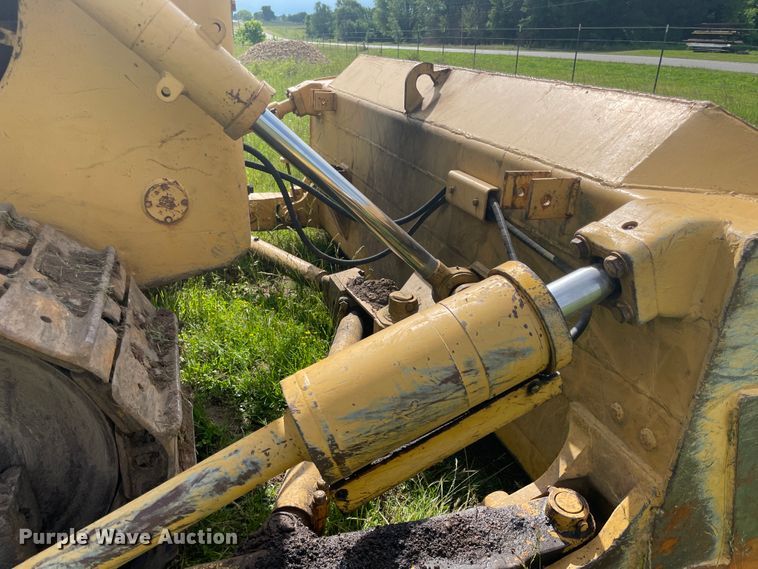 image for item HP9549 1975 Dresser TD20E  dozer