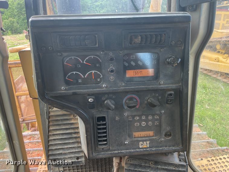 image for item HP9551 2006 Caterpillar D6R XL Series III  dozer