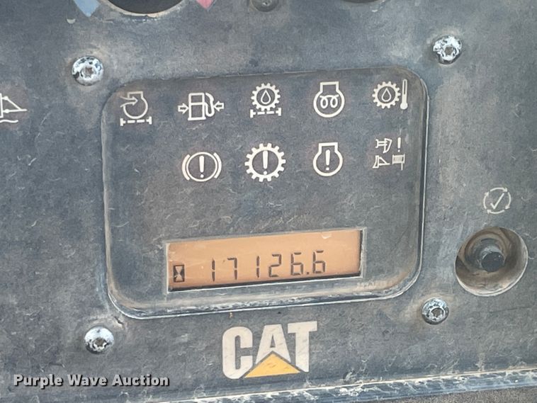 image for item HP9551 2006 Caterpillar D6R XL Series III  dozer