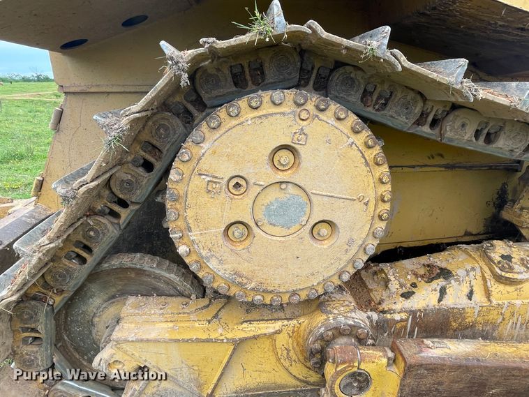 image for item HP9551 2006 Caterpillar D6R XL Series III  dozer