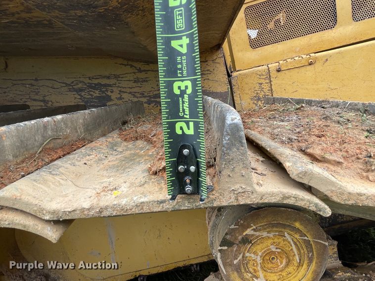 image for item HP9551 2006 Caterpillar D6R XL Series III  dozer