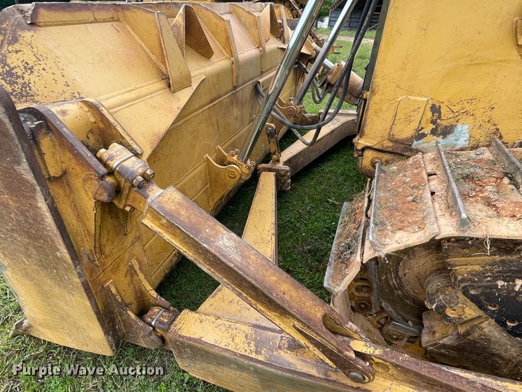 image for item HP9551 2006 Caterpillar D6R XL Series III  dozer
