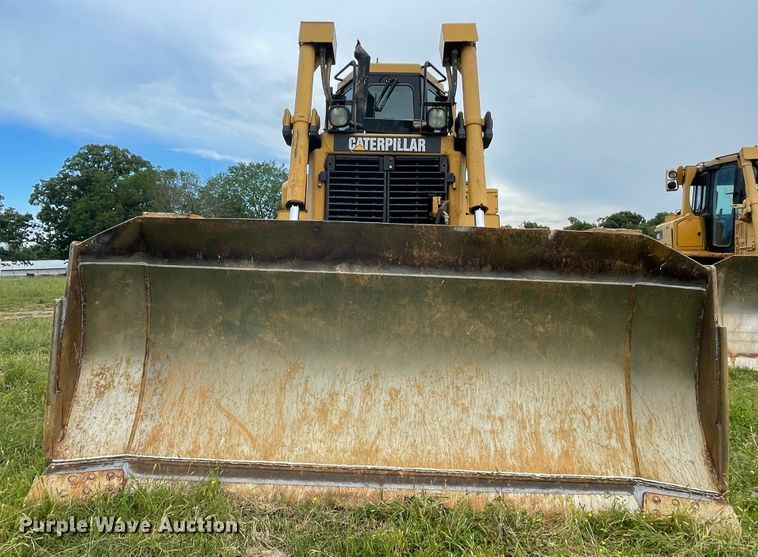 image for item HP9552 2005 Caterpillar D6R XL Series II  dozer