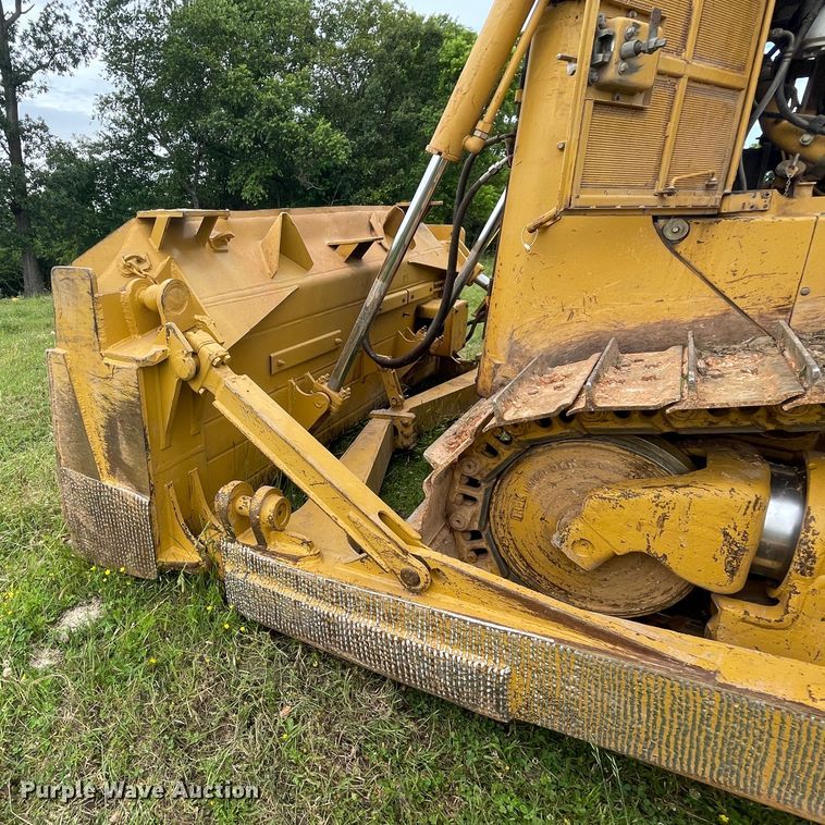 image for item HP9552 2005 Caterpillar D6R XL Series II  dozer