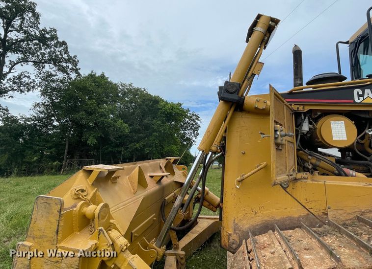 image for item HP9552 2005 Caterpillar D6R XL Series II  dozer