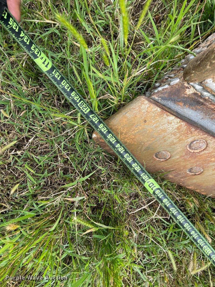 image for item HP9552 2005 Caterpillar D6R XL Series II  dozer