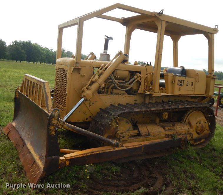 image for item HP9554 1973 Caterpillar D4D  dozer