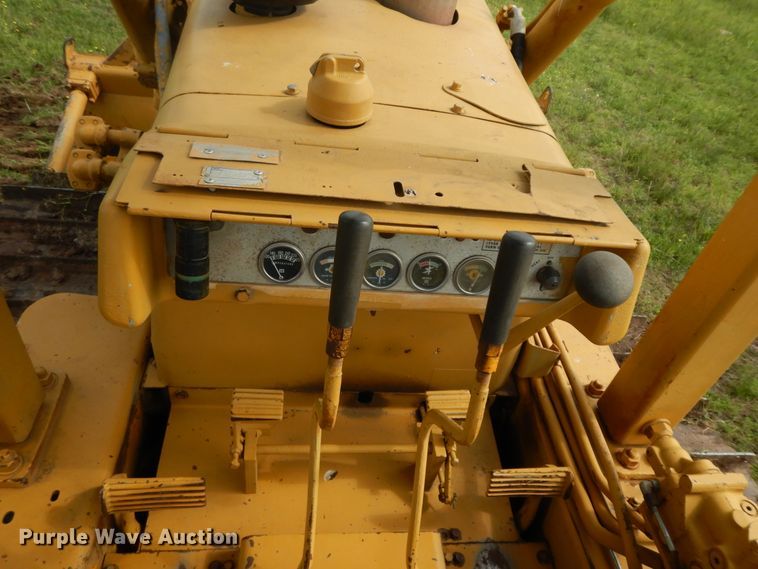 image for item HP9554 1973 Caterpillar D4D  dozer