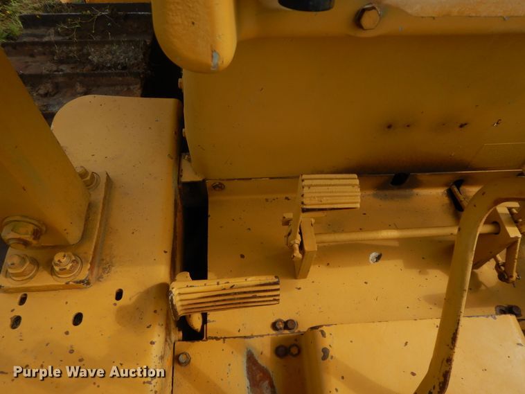 image for item HP9554 1973 Caterpillar D4D  dozer