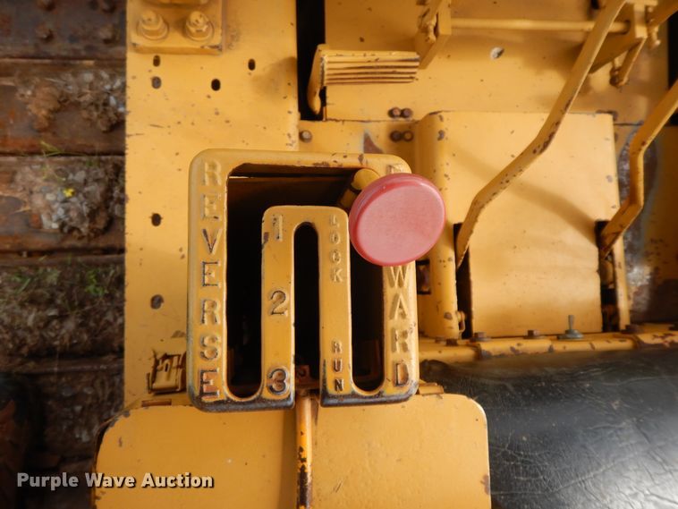 image for item HP9554 1973 Caterpillar D4D  dozer