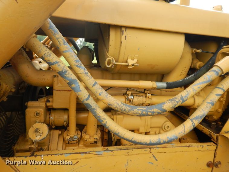 image for item HP9554 1973 Caterpillar D4D  dozer