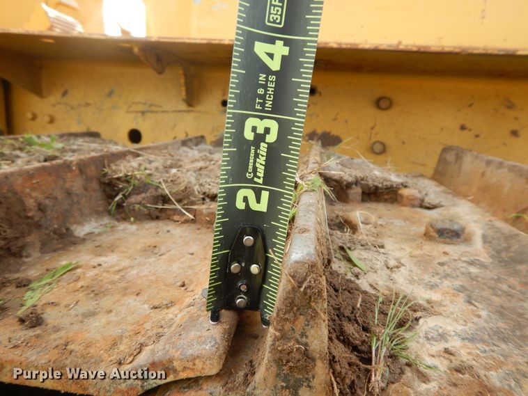 image for item HP9554 1973 Caterpillar D4D  dozer