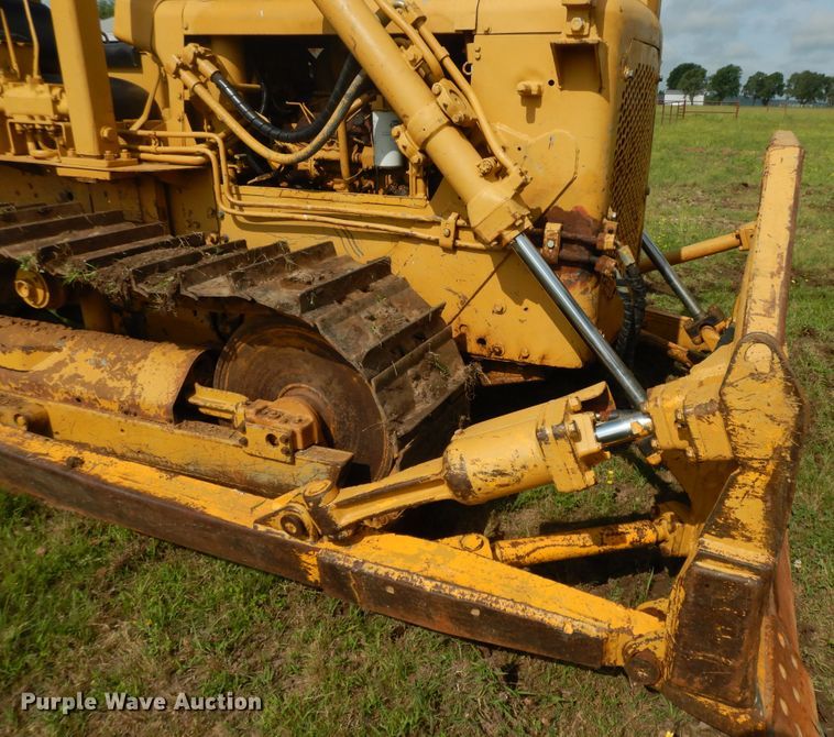 image for item HP9554 1973 Caterpillar D4D  dozer