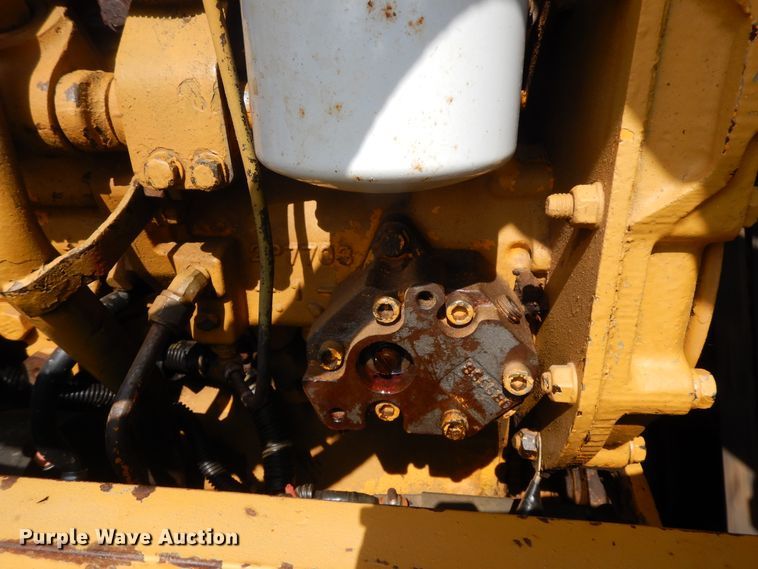 image for item HP9554 1973 Caterpillar D4D  dozer