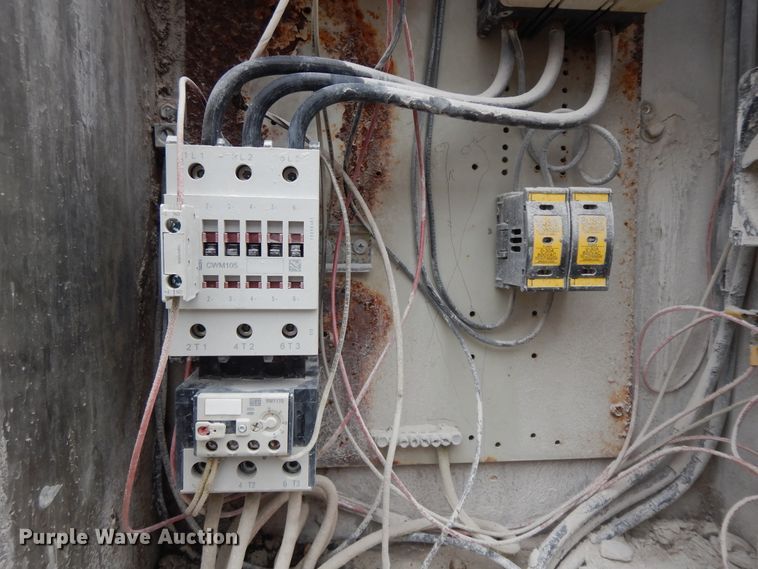 image for item HP9600 Cedarapids  crushing plant