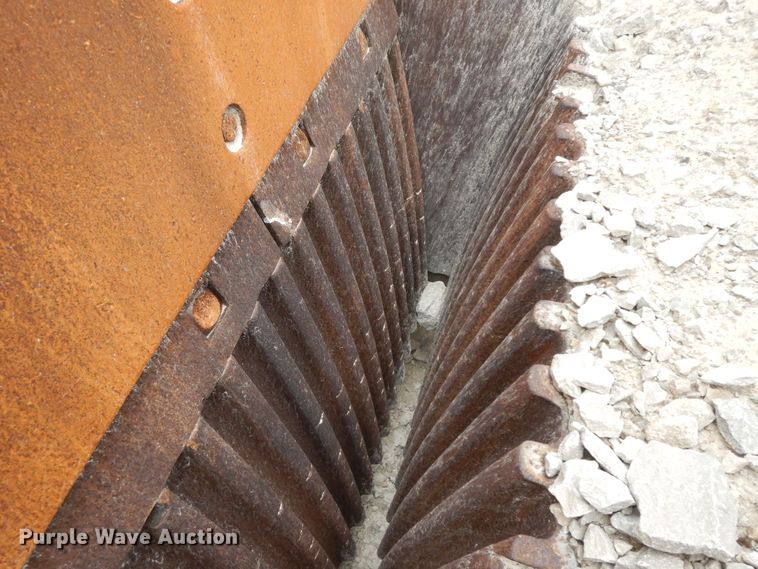 image for item HP9600 Cedarapids  crushing plant